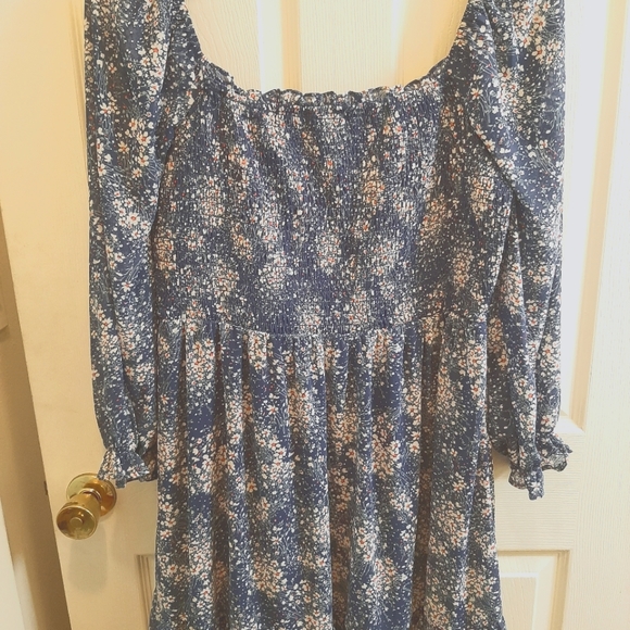 Size 2xl blue and white dress - Picture 1 of 3